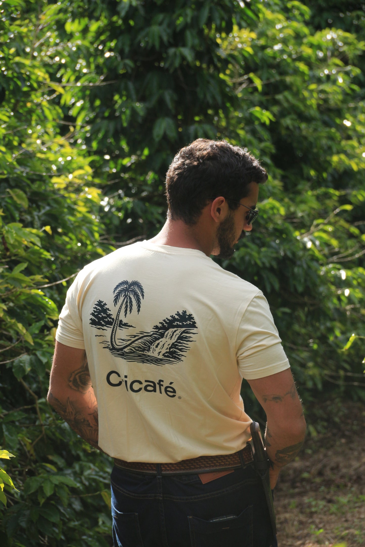 Camiseta - Coqueiro Torto